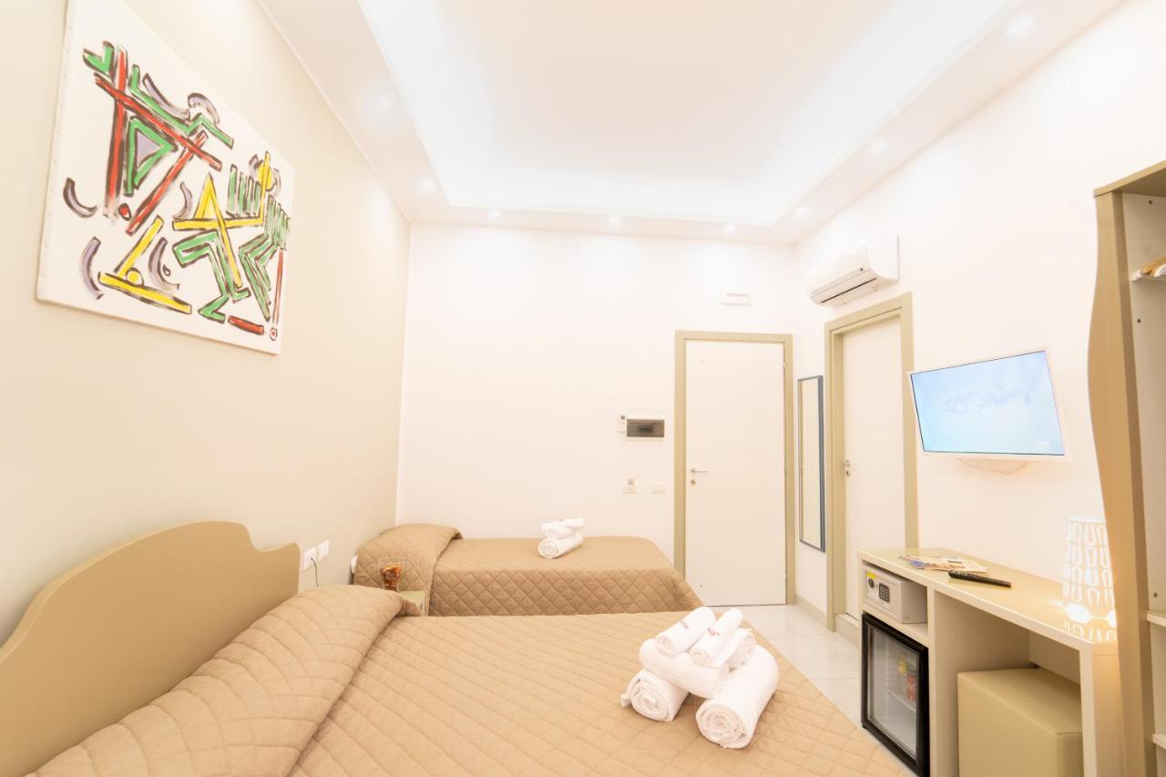 Royal H Umberto I, Centro, By Clapa Group Napels